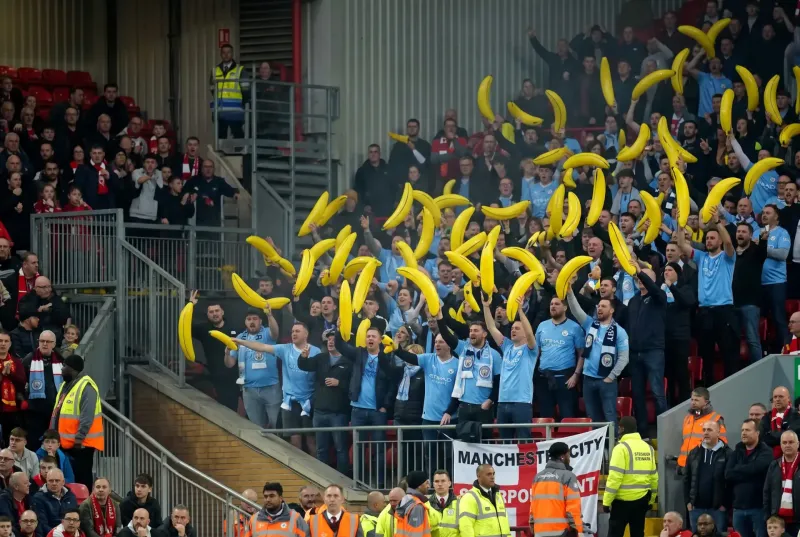man-city-fans-inflatable-bananas-anfield.jpg